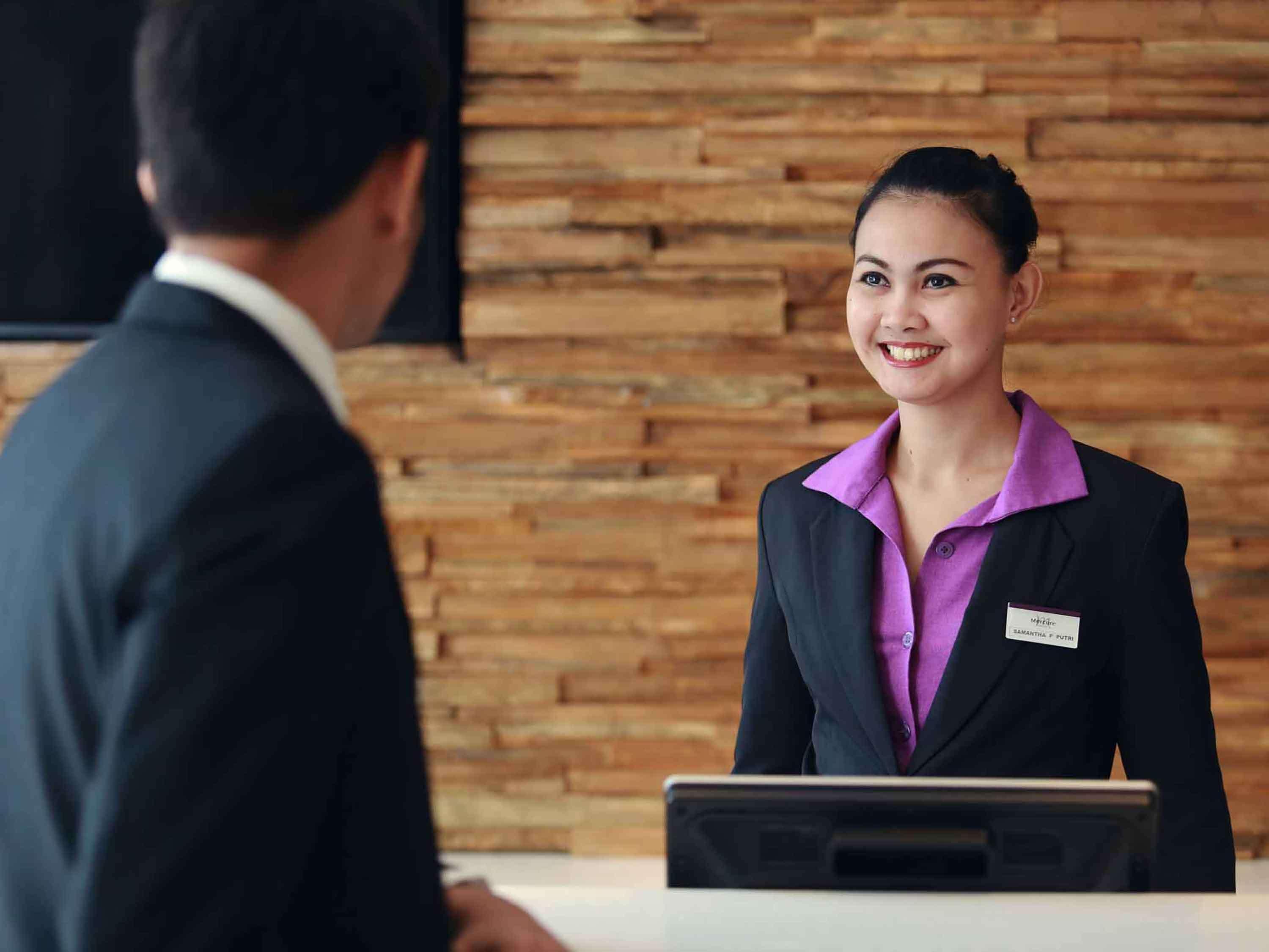 Mercure Jakarta Simatupang Jacarta Exterior foto