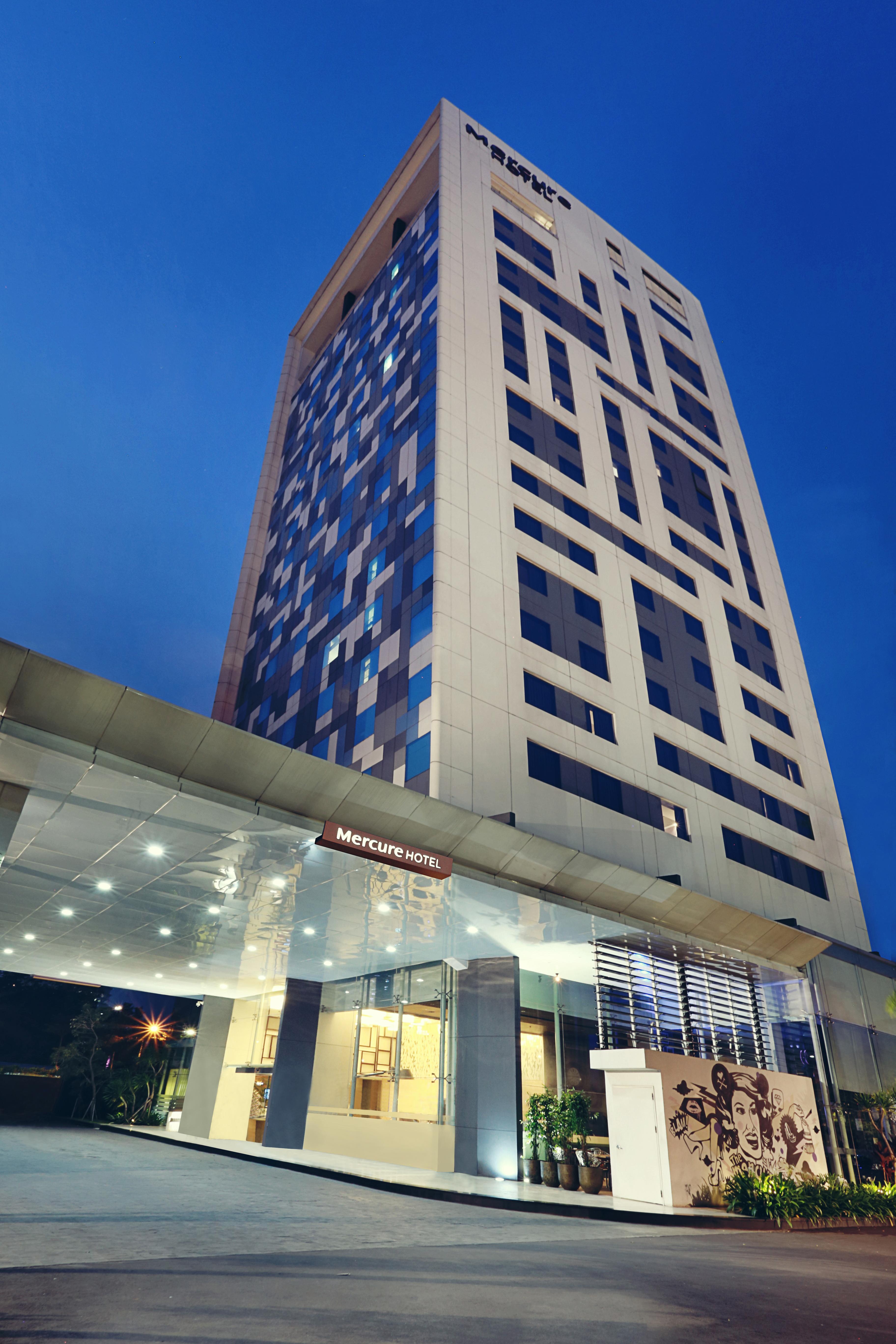 Mercure Jakarta Simatupang Jacarta Exterior foto